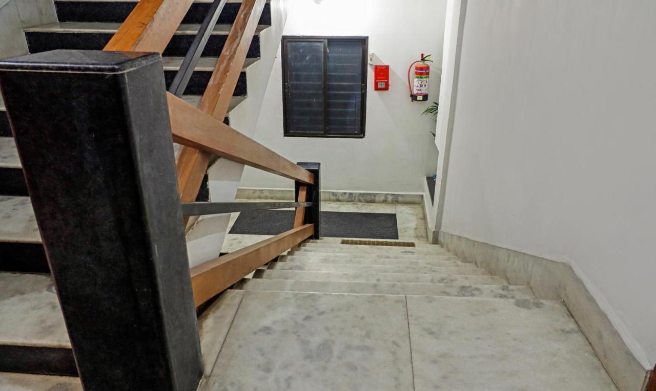 גווהטי Treebo Umal Homestay Ganeshguri מראה חיצוני תמונה